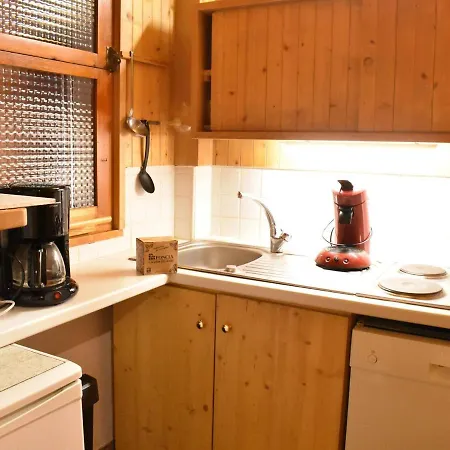 Apartment Cozy A Meribel, 6 Pers, Proche Pistes, Commerces Et Navette, Cheminee, Balcon Sud. - Fr-1-180-160